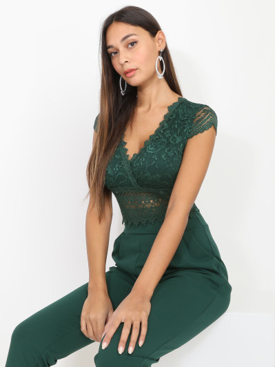 Combinaison vert foncé en dentelle et crochet
