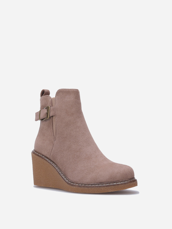 Bottines compensées en suédine