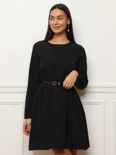 Robe patineuse avec ceinture