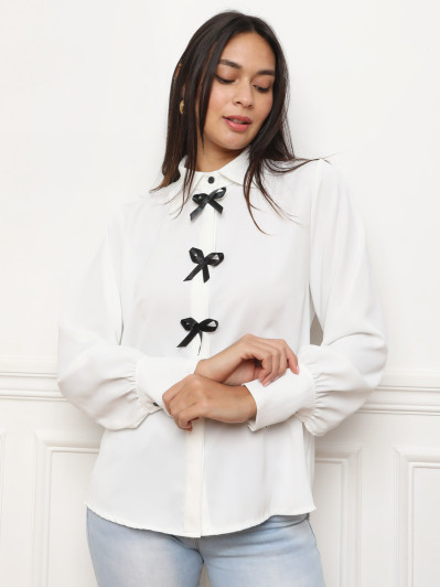 Chemise fluide blanche à noeuds contrastants