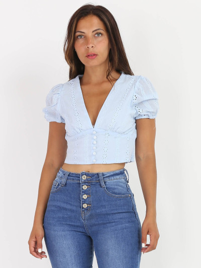 Crop top bleu à broderie anglaise