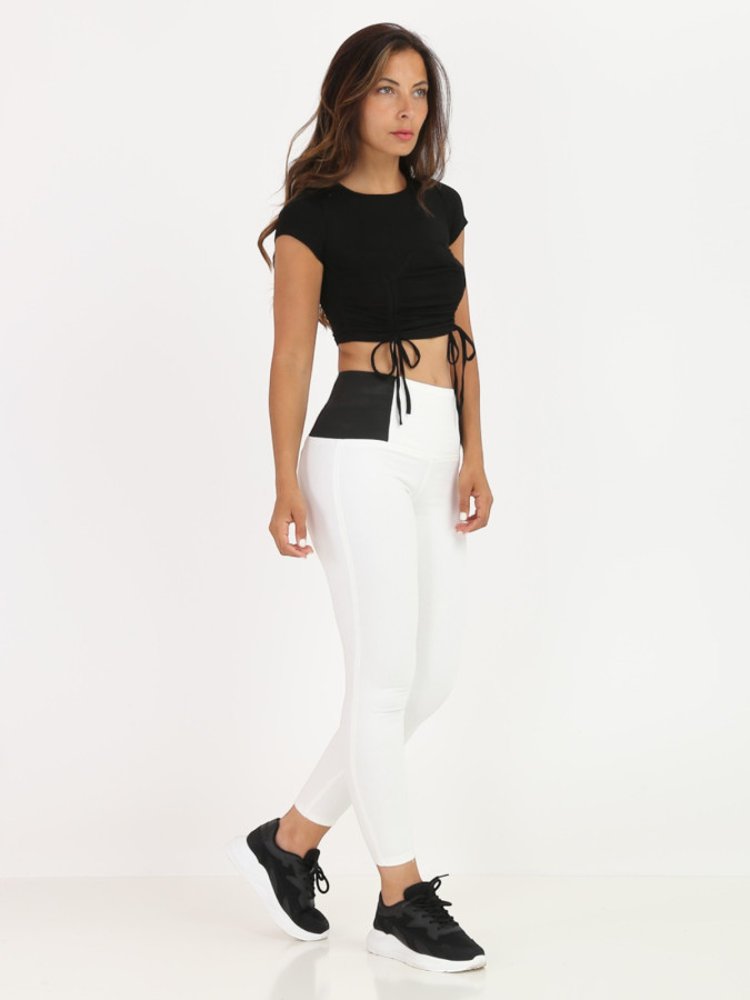 Crop top noir froncé style corset