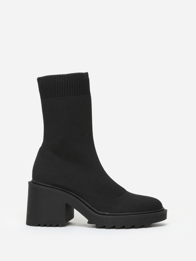 Bottines noires en maille à semelle crantée