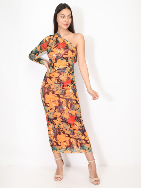 Asymmetrical floral tulle dress.