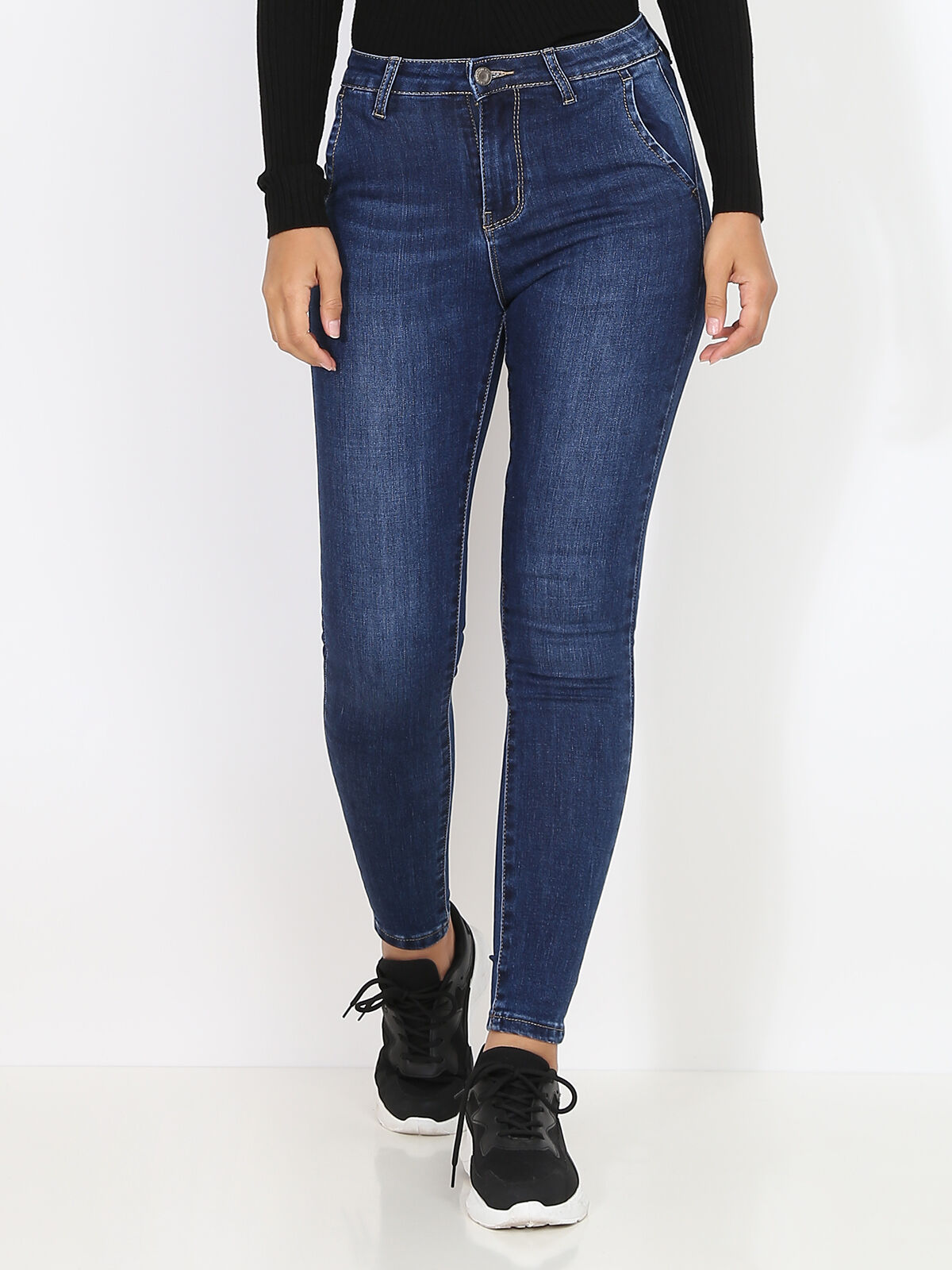 Jeans skinny brut et délavé image number 0