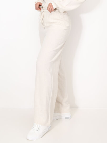 Wide-leg pants in linen
