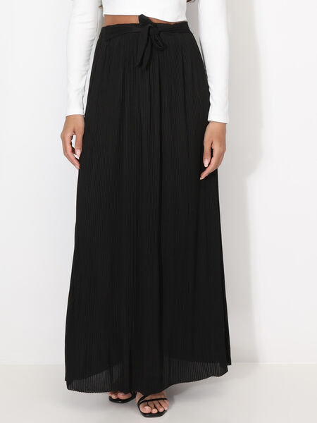 Long flared pleated skirt image number 0